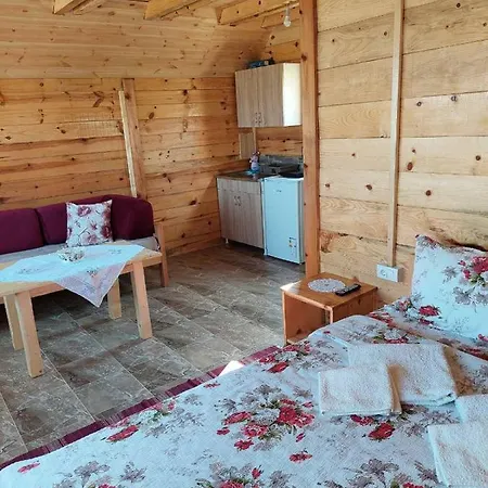 Markove Kolibe 4, Uvac Hytte Sjenica