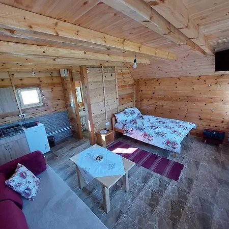 Markove Kolibe 4, Uvac Hytte Sjenica